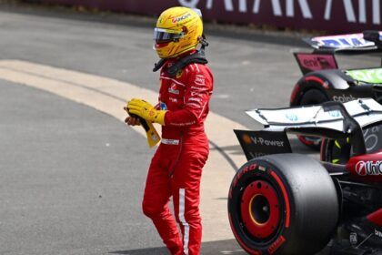 Hamilton pierde la pole en Silverstone: El error que frustró al piloto de Ferrari