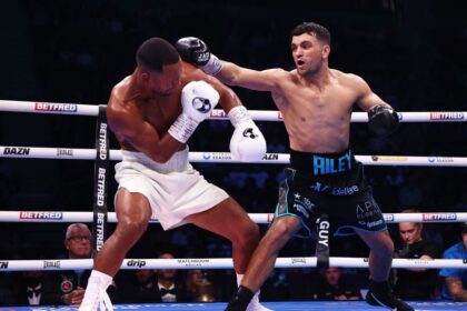 Catterall Vence a Eubank por Decisión Técnica: Cortes Detienen la Pelea