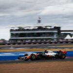 Norris se Impone en Silverstone: Victoria en GP Británico Tras Sanción a Piastri