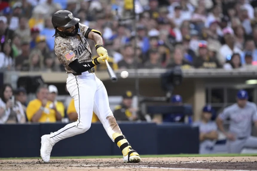 Tatis Jr. brilla: Doblete clave impulsa a los Padres a la victoria ante Rangers