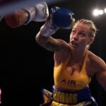 Ebanie Bridges, excampeona IBF, firma con MVP de Jake Paul: Análisis y detalles
