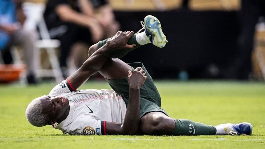 Caicedo, lesionado: Tobillo torcido en victoria del Chelsea en Mundial de Clubes