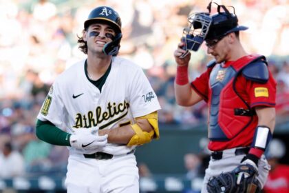 Wilson, Shortstop de los A's, ileso pero en duda para el Juego de Estrellas