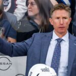 Avalanche: Dave Hakstol, ex-DT Kraken, refuerza el staff técnico