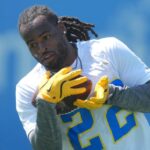 Najee Harris, corredor de los Chargers, sufre lesión ocular por fuegos artificiales