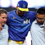 Correa de los Twins sale lesionado: Esguince de tobillo tras choque
