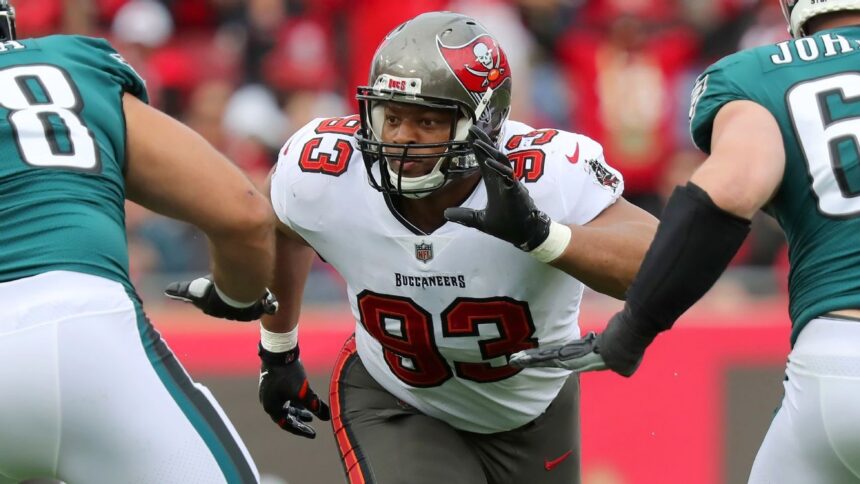 Ndamukong Suh se Retira: Leyenda NFL Cuelga los Botines Tras Gran Carrera