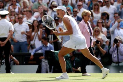 Swiatek Sorprende: Conquista Wimbledon 2025 y Desafía Expectativas