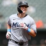 Stowers explota con 3 jonrones ante Orioles: Récord en su carrera