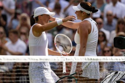 Swiatek asciende al #3 tras Wimbledon; Sinner sigue líder ATP