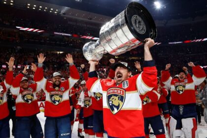 Panthers alzan banner de Copa Stanley el 7 de Octubre, inicia la NHL