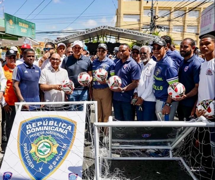 Policía Nacional impulsa Fútbol Callejero 3x3 en barrios vulnerables del DN