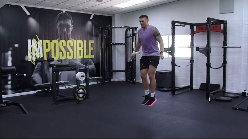 Usyk: Entrega Total en el Campamento Español; Dubois, Próximo Desafío