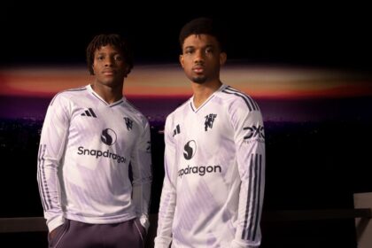 Manchester United: ¡Regresa el icónico "copo de nieve" en su nueva equipación!