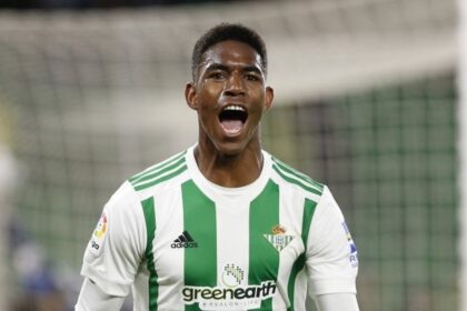 Junior Firpo Regresa al Betis: Refuerzo Clave para la Defensa Verdiblanca