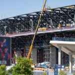 Barcelona retrasa regreso al Camp Nou: Problemas con licencias retrasan reapertura