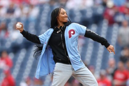 Mo'ne Davis Busca el Béisbol Profesional Femenino: Tryouts para la WPBL