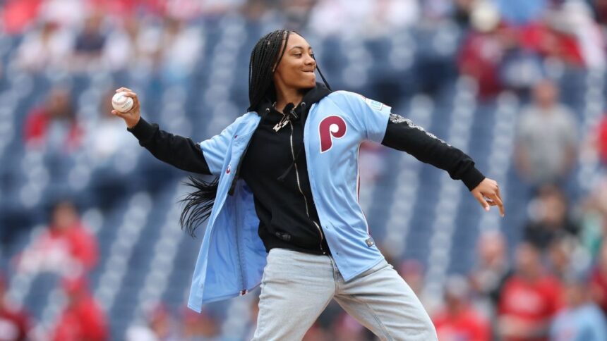 Mo'ne Davis Busca el Béisbol Profesional Femenino: Tryouts para la WPBL