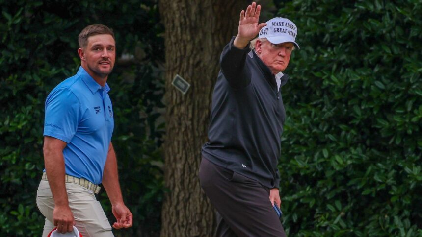 DeChambeau Apoya a Turnberry para el Open: Un Campo Digno, Afirma