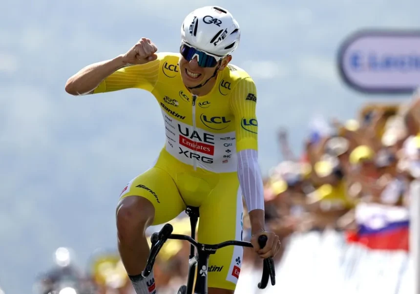 Pogacar Domina Cronoescalada en Tour de Francia: Amplía Ventaja Sobre Vingegaard