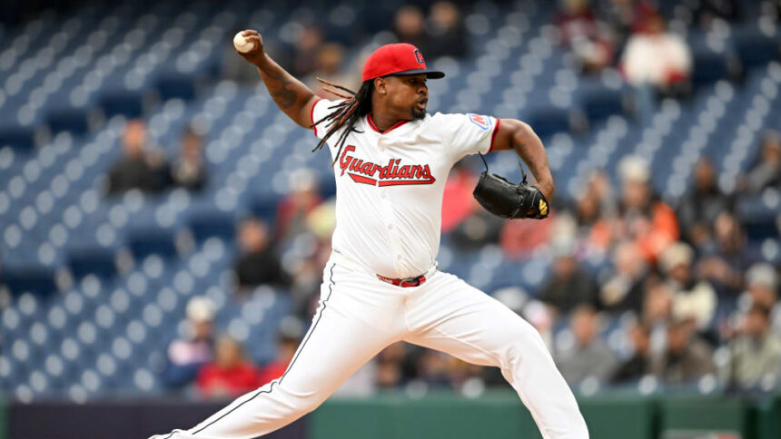 MLB extiende licencia de Luis Ortiz hasta agosto: Investigación en curso