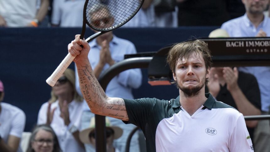 Bublik Conquista Gstaad: Primer Título ATP en Arcilla para el Kazajo