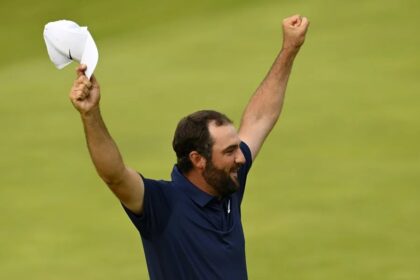 Scheffler Domina el Abierto Británico: Primer Título Major y Liderazgo Absoluto