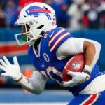 Chargers Fichan a Nyheim Hines: Regreso del RB Tras Lesión