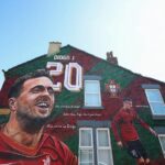 Liverpool rinde tributo a Diogo Jota con emotivo mural tras su trágica muerte