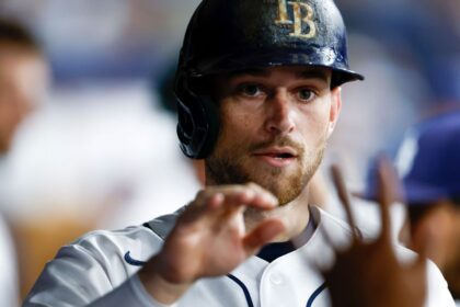 Rays Activan IL a Brandon Lowe, Adquieren a Stuart Fairchild de Bravos