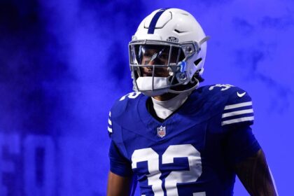 Saints Negocian con Julian Blackmon para Reemplazar a Tyrann Mathieu