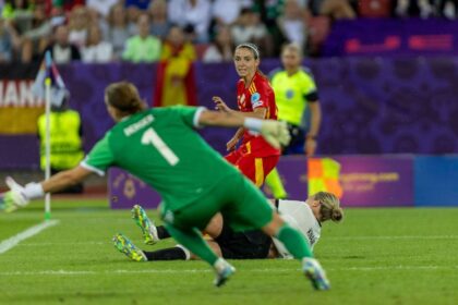 Bonmatí y España: Estrategia Perfecta Ante Berger, Rumbo a la Final de la Eurocopa