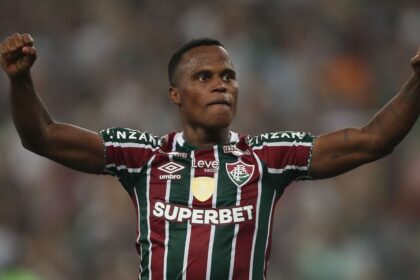 Wolves Ficha a Jhon Arias: Extremo Colombiano Llega por €22 Millones