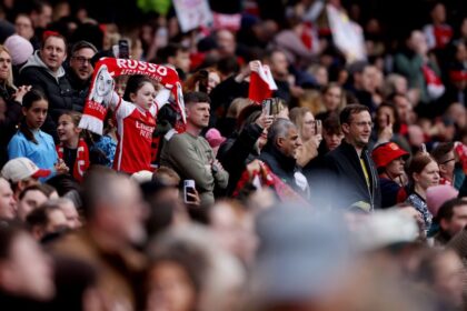 Arsenal y otros clubes de la WSL probarán alcohol en las gradas