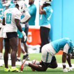 Dolphins Pierden a Artie Burns por Lesión: Baja para Toda la Temporada 2025