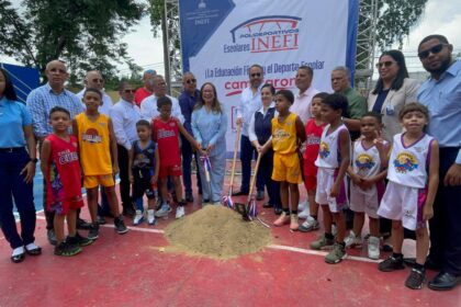 INEFI inicia construcción de polideportivo en Santiago: Impulso al deporte