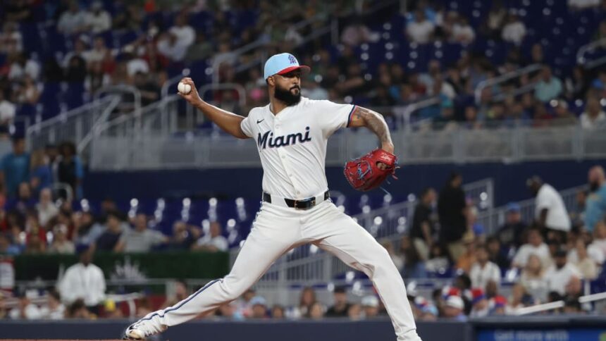 Padres evalúan canje de Cease por Alcántara: ¿Cambio de as en San Diego?