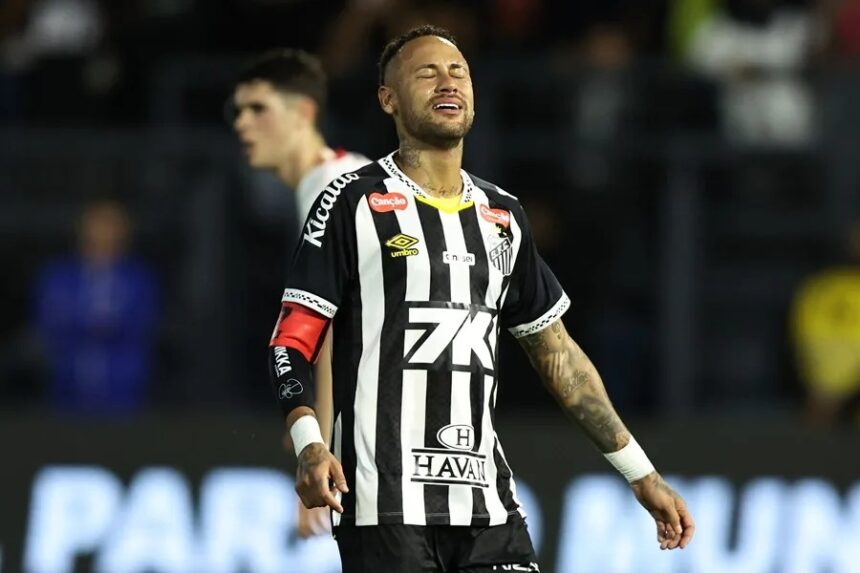 Neymar frustrado: Santos en descenso y choque con afición, ¿crisis en Brasil?