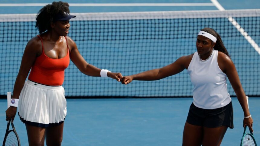 Venus Williams cae en dobles del DC Open, pero avanza en singles