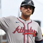 Riley Regresa: Braves Activan a Estrella Tras Lesión Abdominal