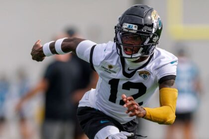 Hunter: El Jugador 2 Vías de los Jaguars Busca Unificar Su Talento