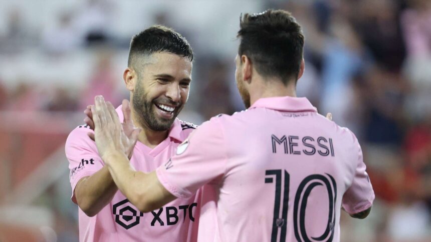 Messi y Alba, suspendidos por ausentarse del All-Star Game de la MLS