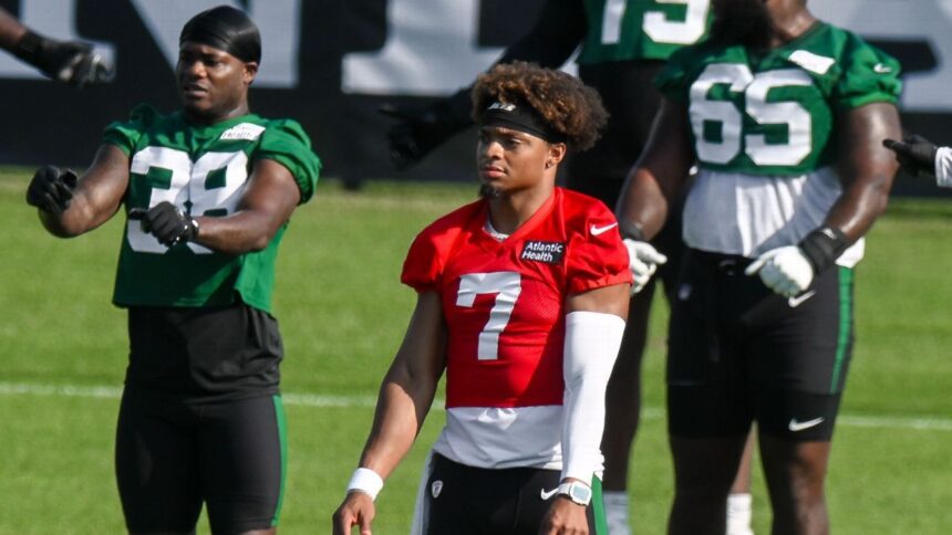Fields regresa a Jets tras susto: QB en día a día, pero sin jugar