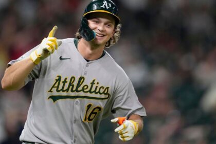 Kurtz hace historia: 4 HR en un juego, récord para novato de los Athletics