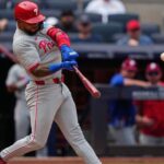 Sosa Abandona Juego Yankees: Dolor en Espalda tras Choque con Marsh
