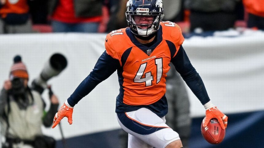 Lesión de Drew Sanders: LB de los Broncos, fuera del campo por lesión en el tobillo
