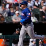 Pederson Regresa: Rangers Activan al Bateador Designado el Domingo