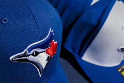 Kirk a la lista de lesionados por conmoción: Jays pierden a su receptor estrella