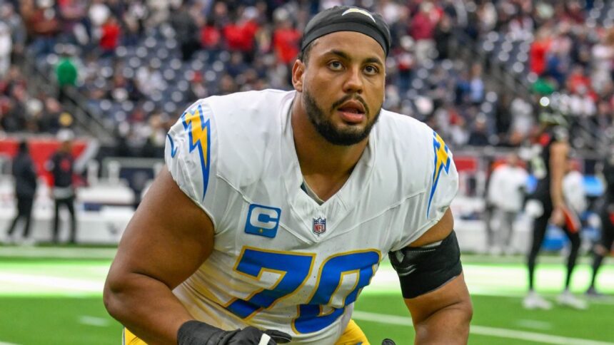 Chargers: Rashawn Slater firma extensión récord, el OL más pagado de la NFL