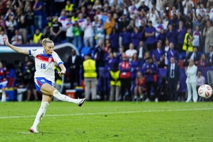 Chloe Kelly agradece a Wiegman: "Me dio esperanza", tras Euro 2025.
